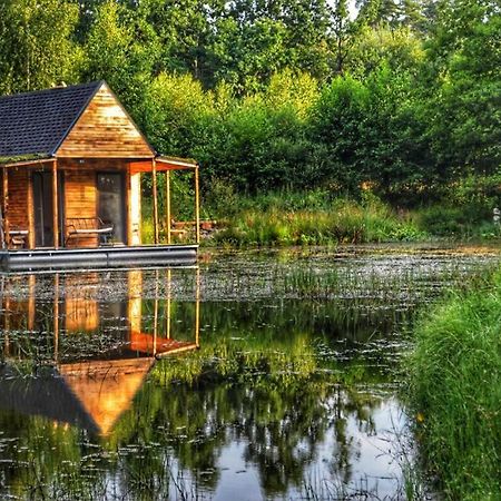 Heather Hut, Off-Grid Cottage On A Pond+2 Ha Darzkowo 외부 사진
