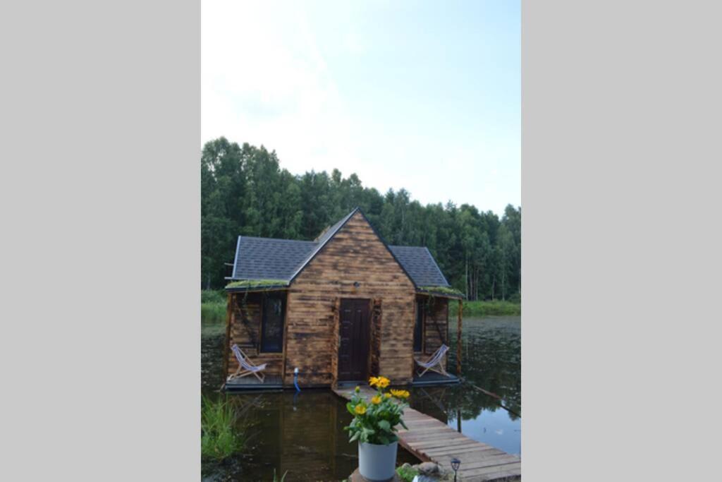 Heather Hut, Off-Grid Cottage On A Pond+2 Ha Darzkowo 외부 사진