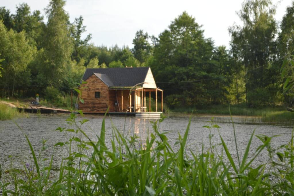 Heather Hut, Off-Grid Cottage On A Pond+2 Ha Darzkowo 외부 사진