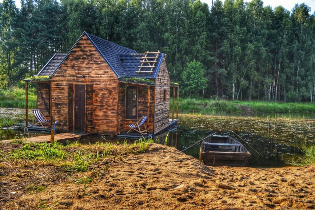 Heather Hut, Off-Grid Cottage On A Pond+2 Ha Darzkowo 외부 사진