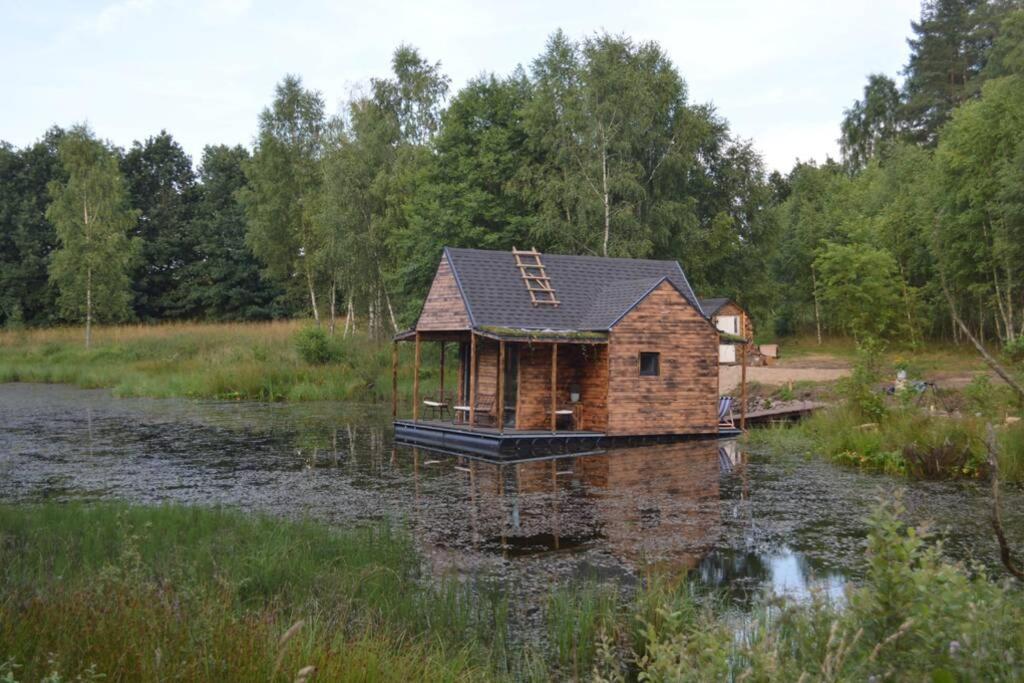 Heather Hut, Off-Grid Cottage On A Pond+2 Ha Darzkowo 외부 사진
